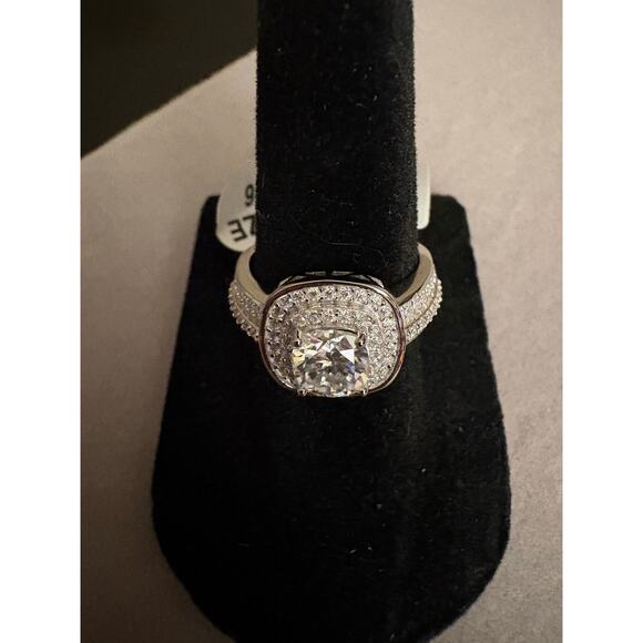 NWT Sz.6 - Womens 1.75ct Moissanite Ring, Stamped 925 Silver - Picture 8 of 8